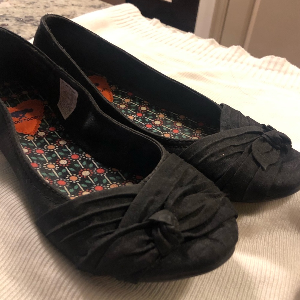 Rocketdogs black flats 6 1/2M
